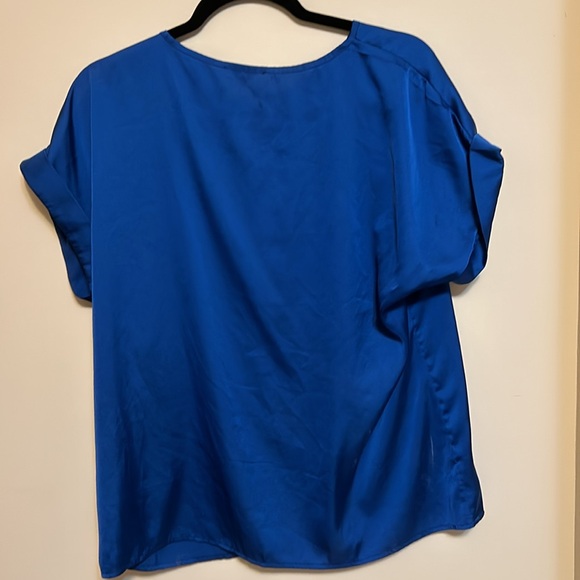 Dark blue satin blouse - Picture 3 of 3